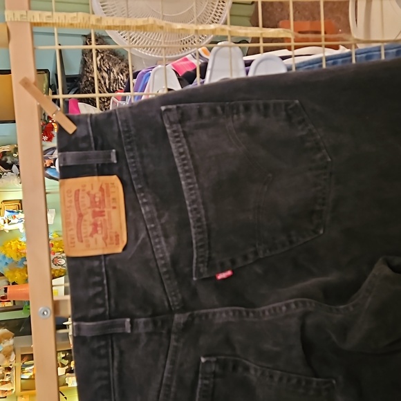 From Wendy's closet men's Levi's 505 W38×L34 color is black - Picture 9 of 12